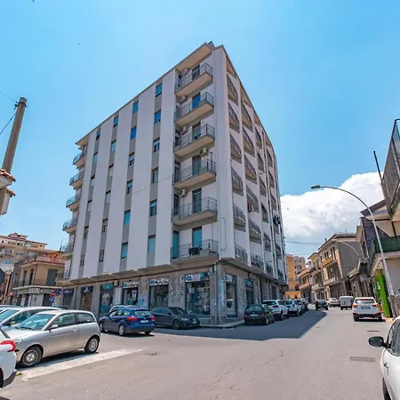 Belvedere Dell Etna - Ampio Con Vista Mare E Taormina Giarre