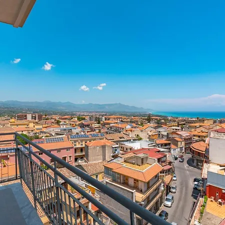 Belvedere Dell Etna - Ampio Con Vista Mare E Taormina Apartmán Giarre