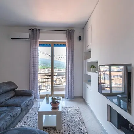 Belvedere Dell Etna - Ampio Con Vista Mare E Taormina Giarre